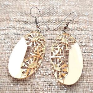 💞💗 EDGAR BERÉBI Vintage Gold Intricate Ivory Enamel Earrings